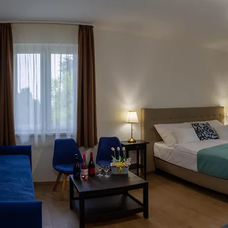 Philip Noir Bed & Breakfast *