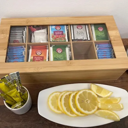 Philip Noir Révfülöp