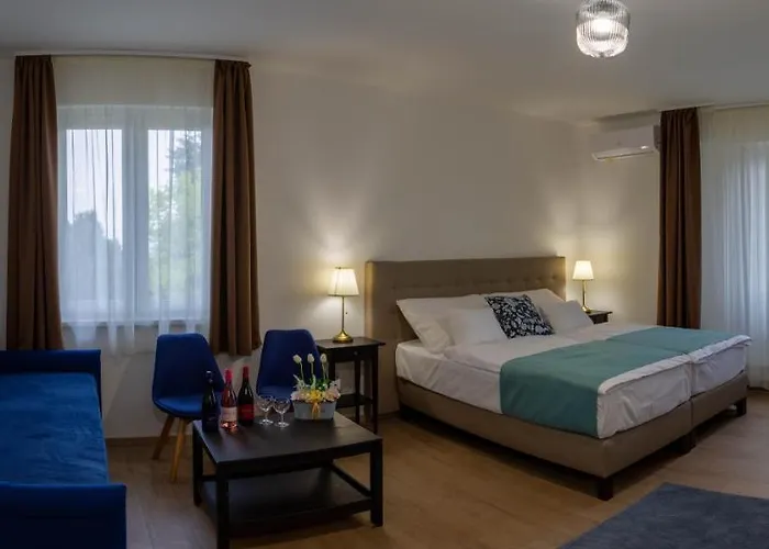 Otel Philip Noir *