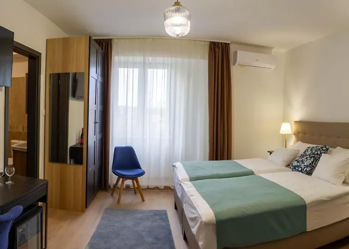 Philip Noir Revfulop