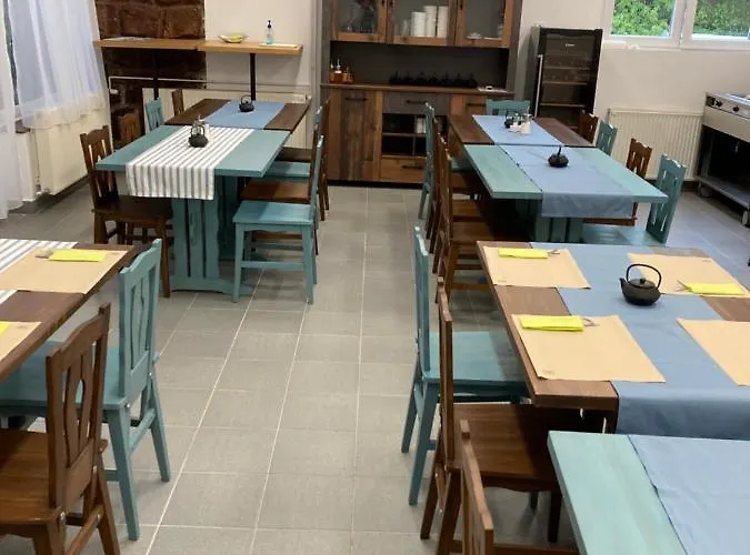 Philip Noir Hotel Revfulop